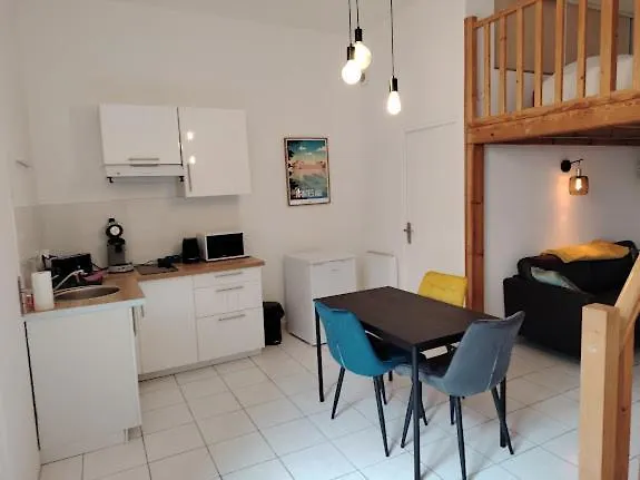 Le Cocon Du Chateau Apartamento Nantes